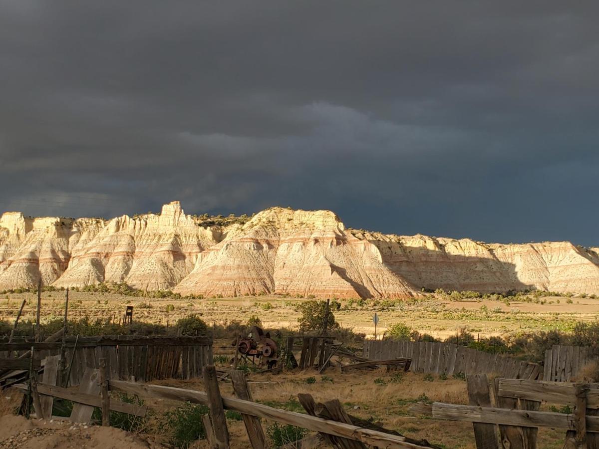 Log Cottages At Bryce Canyon #2 캐논빌 외부 사진