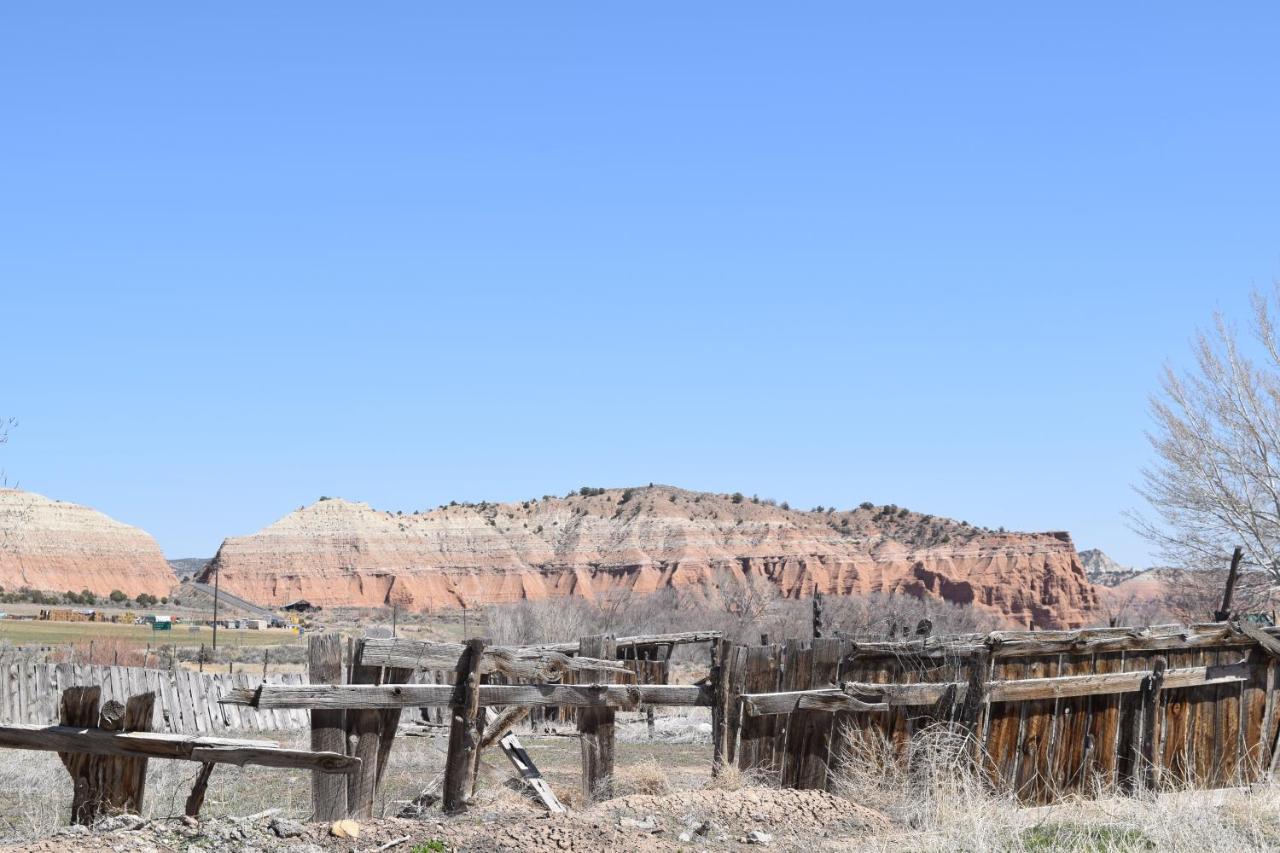 Log Cottages At Bryce Canyon #2 캐논빌 외부 사진